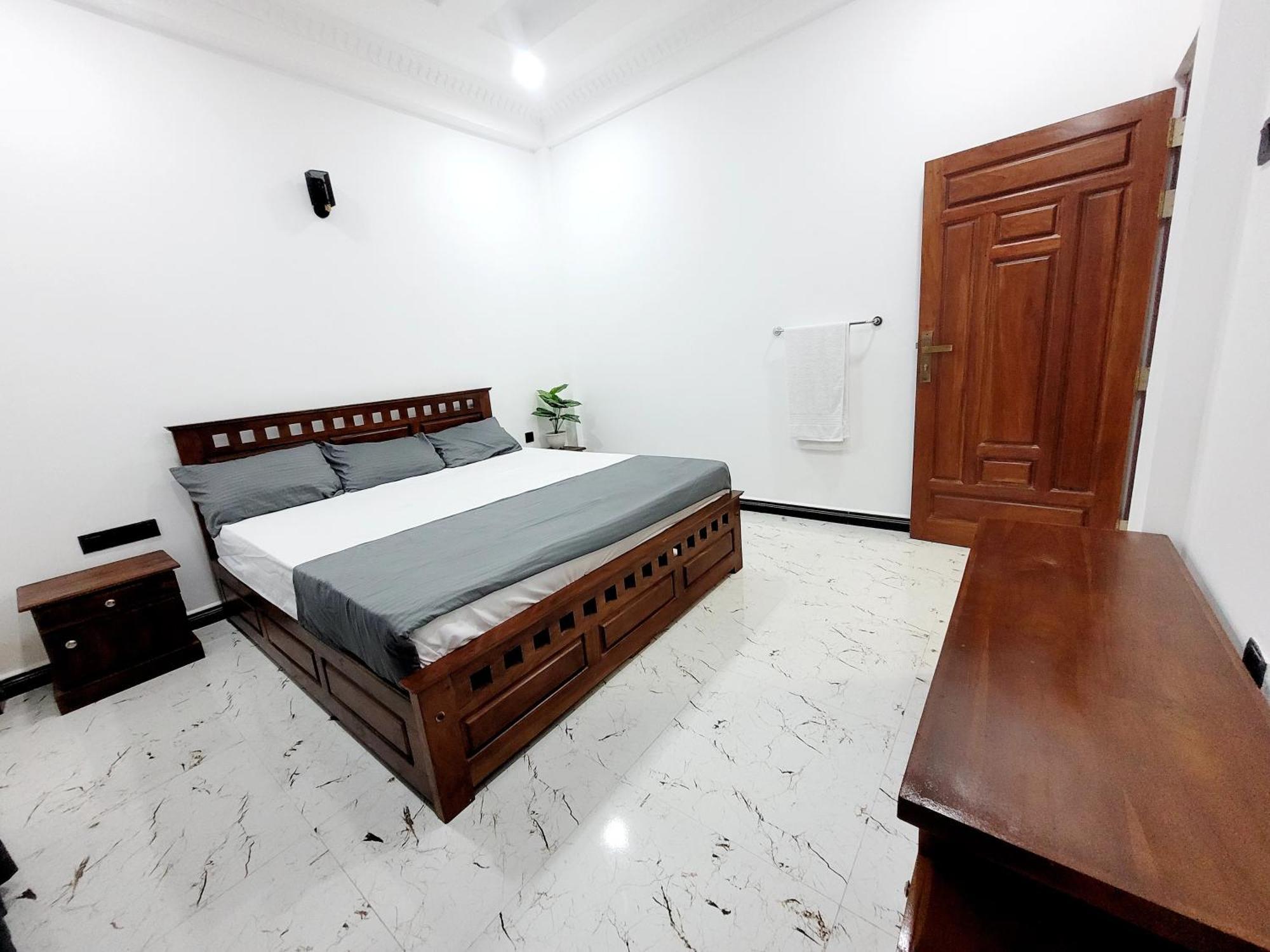 Munril Guest Apartment Jaffna Bagian luar foto