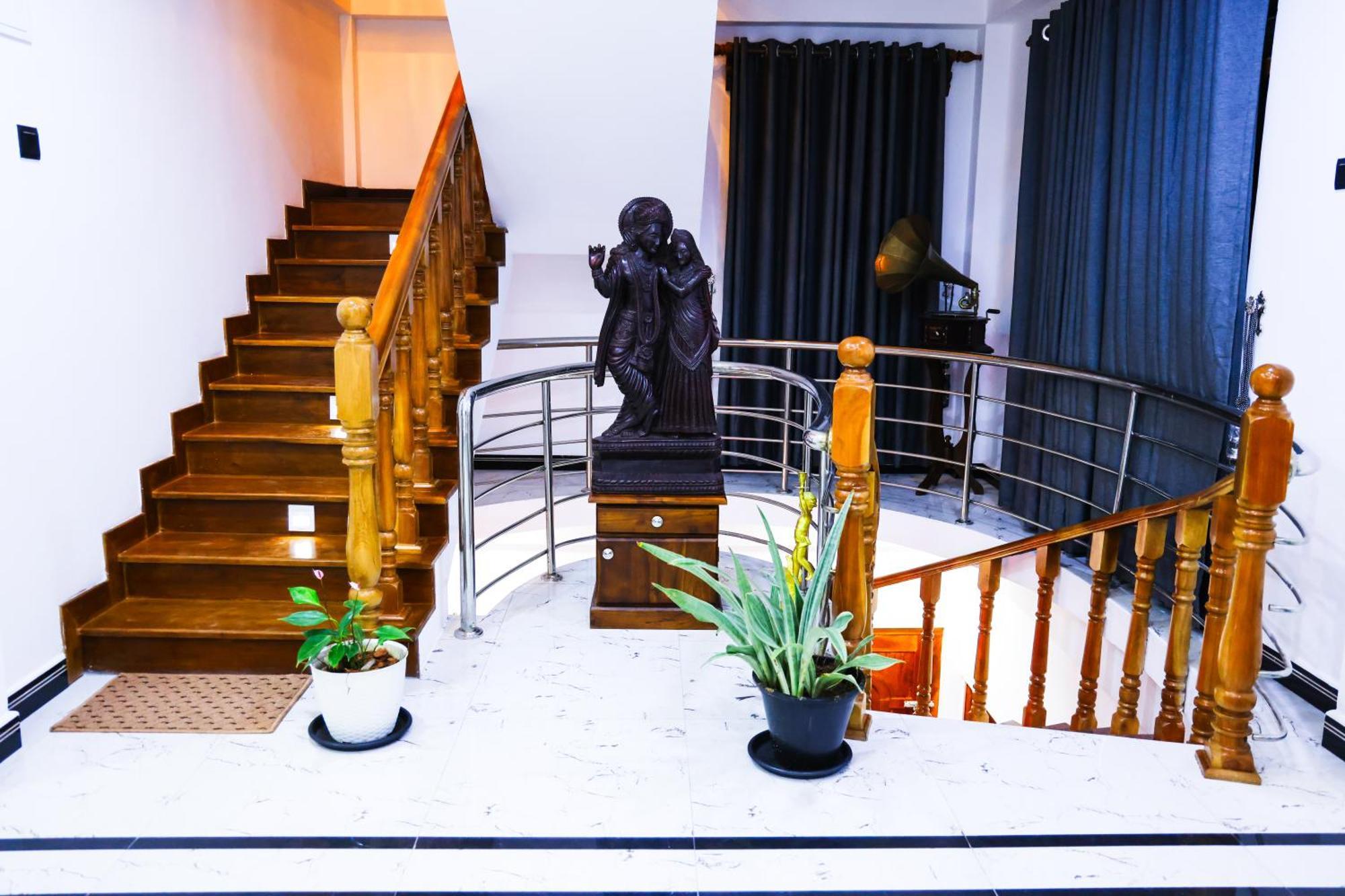 Munril Guest Apartment Jaffna Bagian luar foto