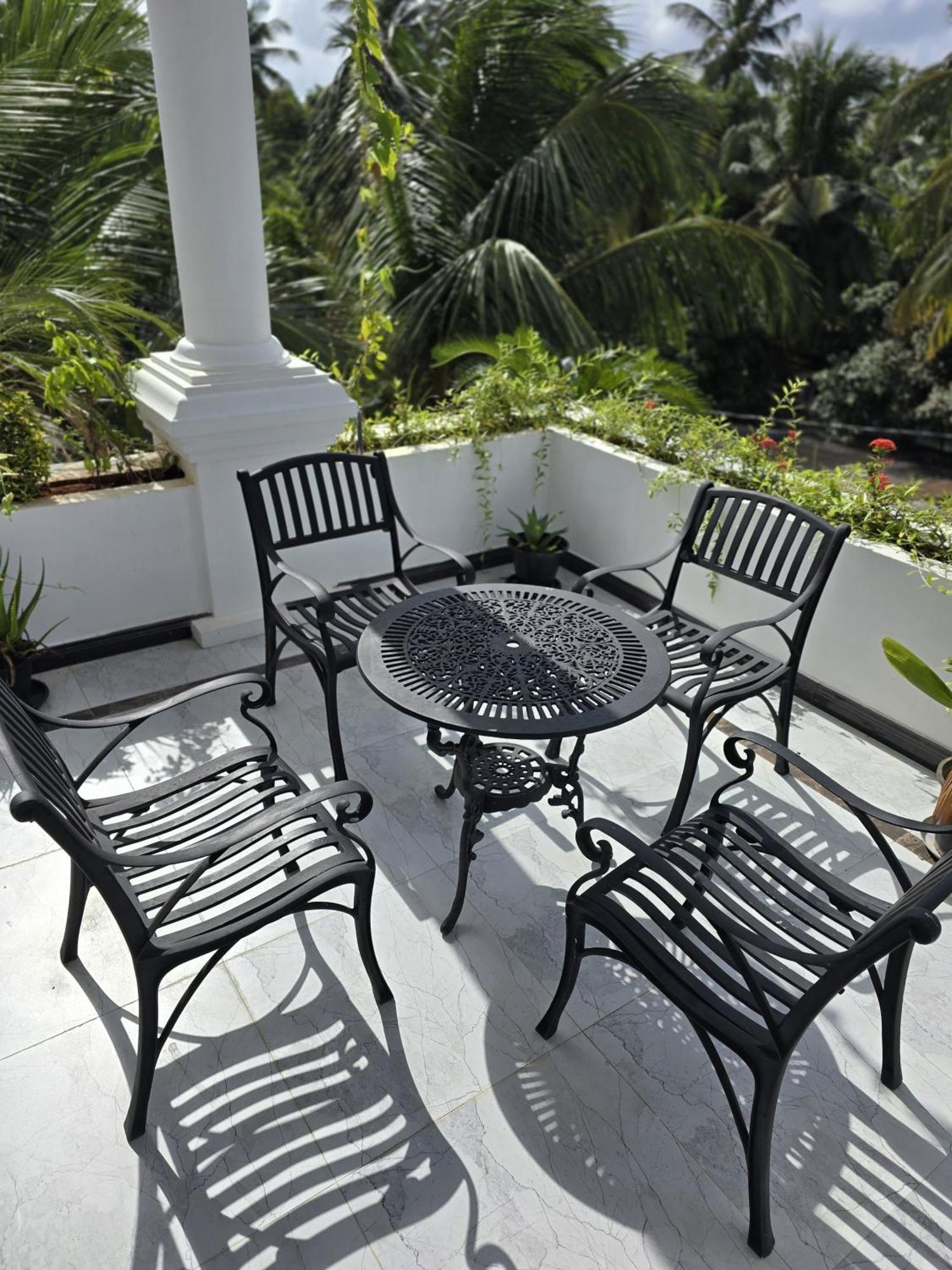 Munril Guest Apartment Jaffna Bagian luar foto