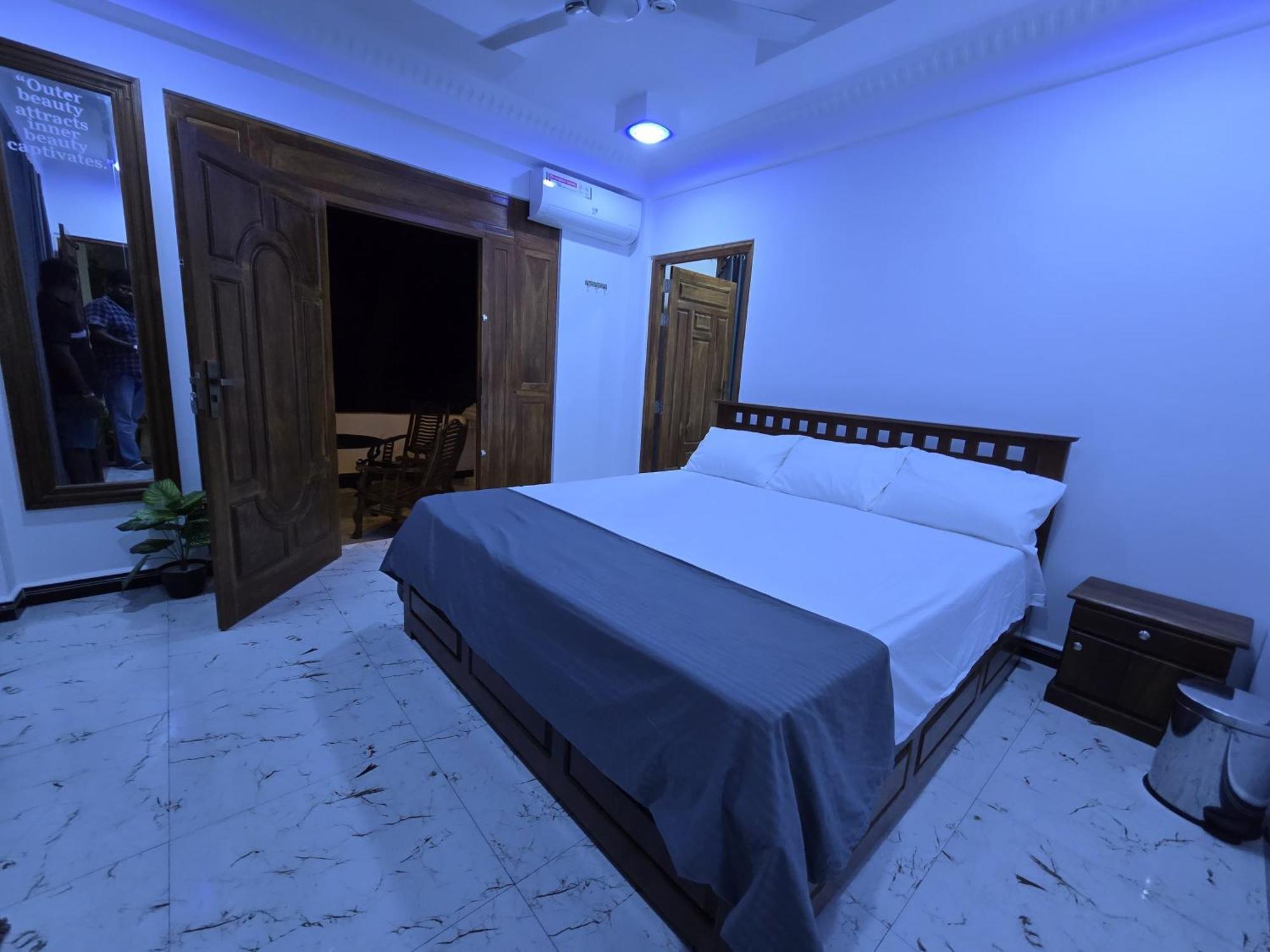 Munril Guest Apartment Jaffna Bagian luar foto