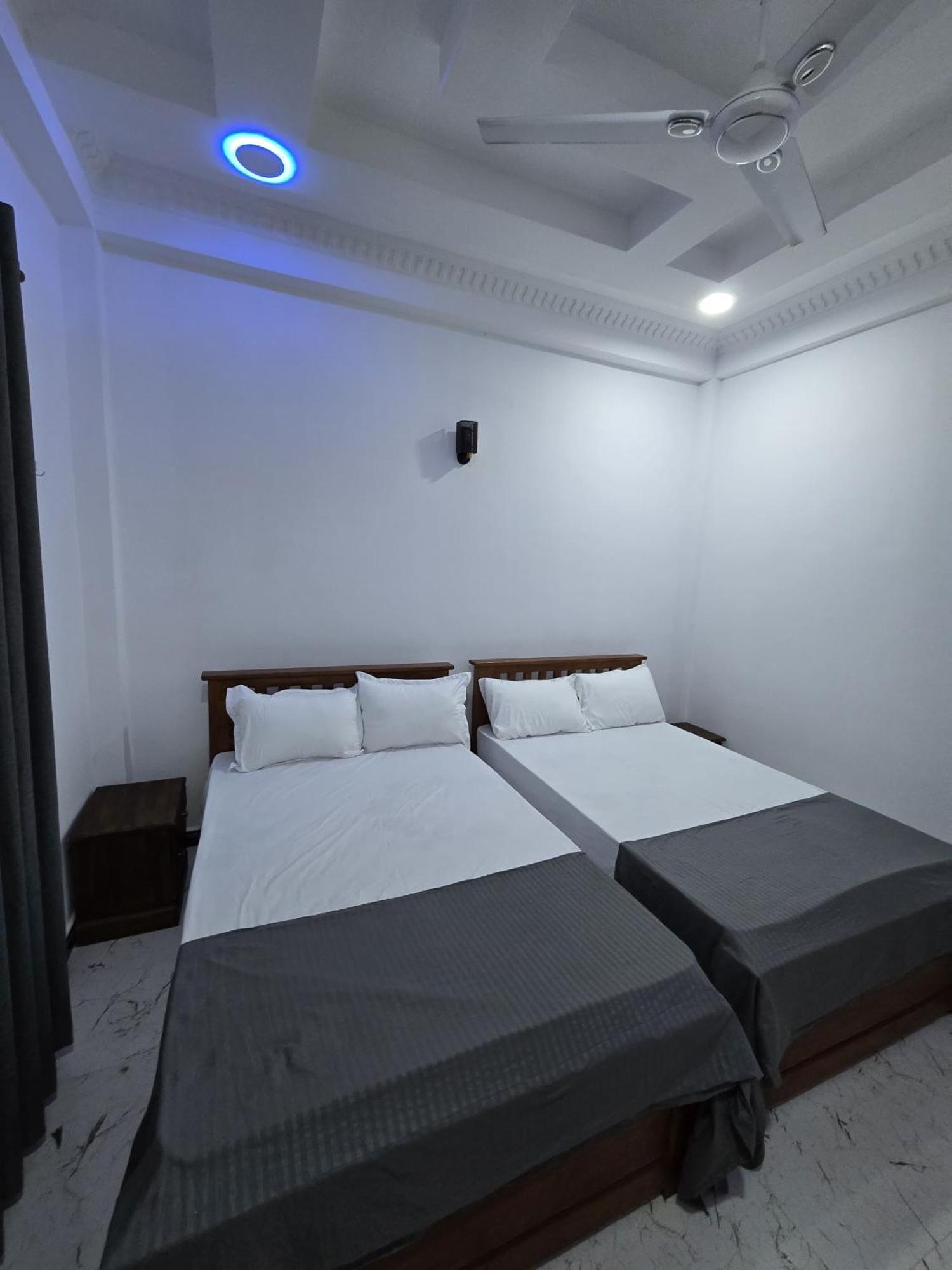 Munril Guest Apartment Jaffna Bagian luar foto