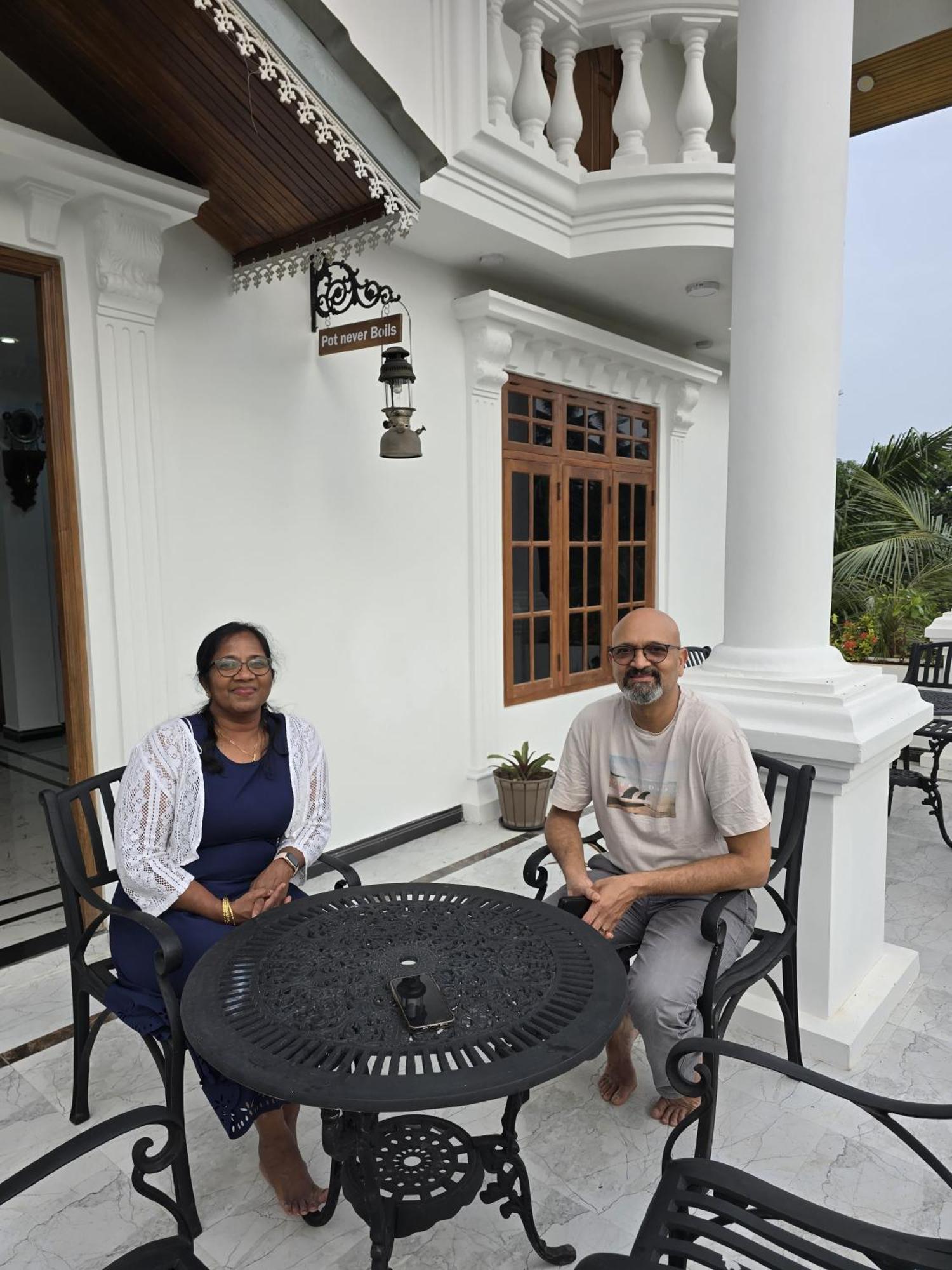 Munril Guest Apartment Jaffna Bagian luar foto