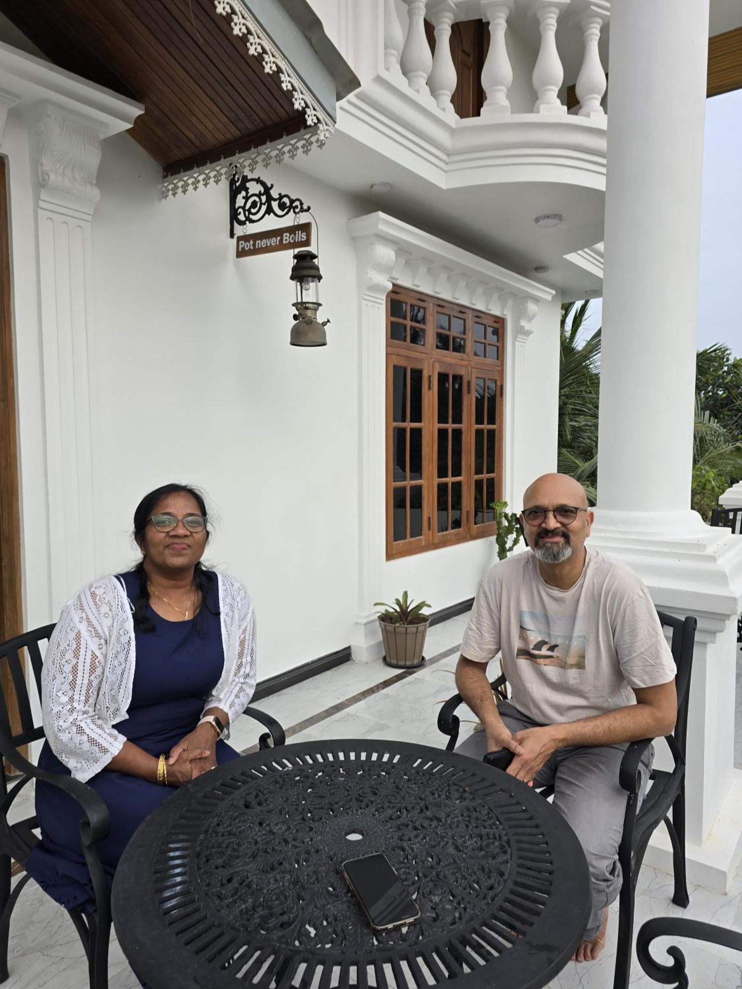 Munril Guest Apartment Jaffna Bagian luar foto