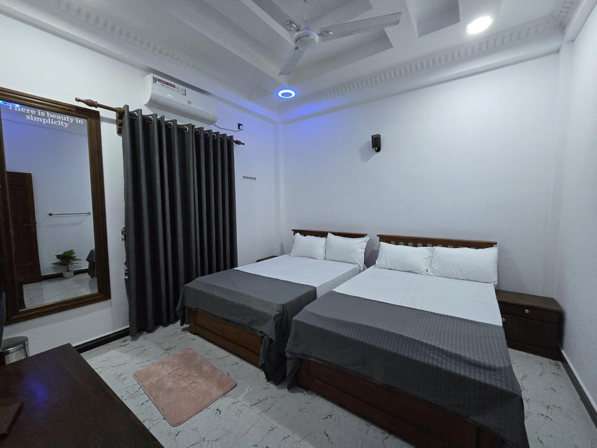 Munril Guest Apartment Jaffna Bagian luar foto
