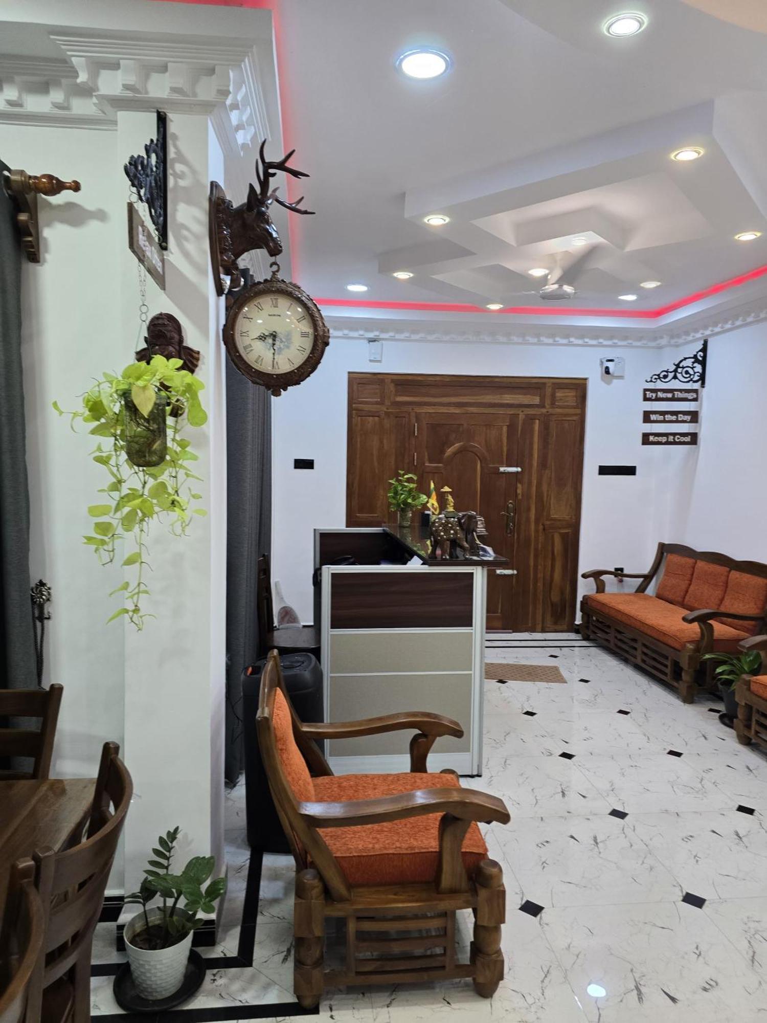 Munril Guest Apartment Jaffna Bagian luar foto